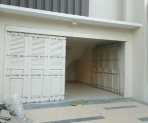 pintu-garasi-besi.jpg